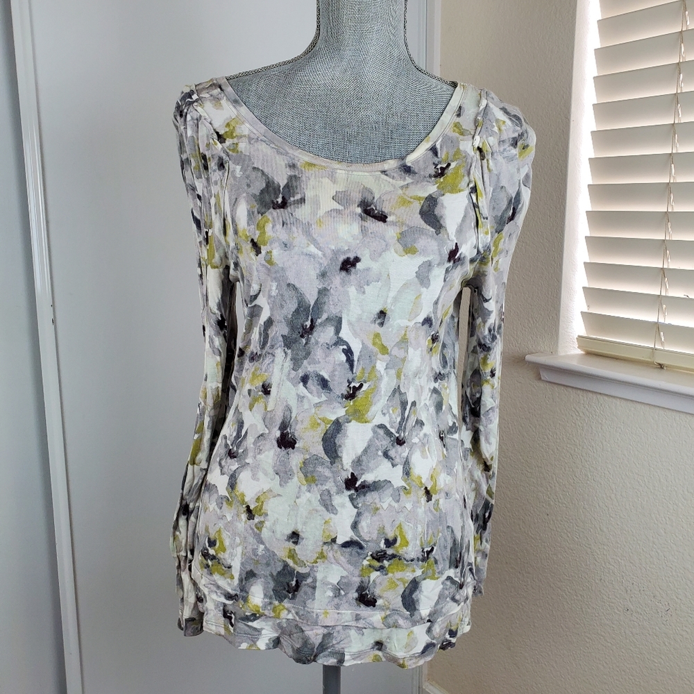 Vera Wang Floral Long Sleeve Shirt Medium